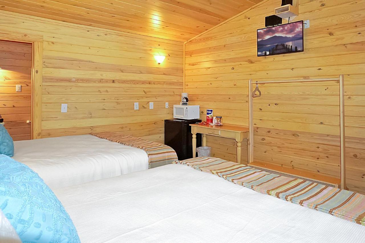 Wimberley Log Cabins Resort And Suites- Unit 8 Экстерьер фото